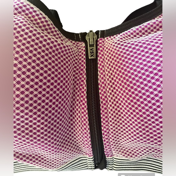 VSX Victoria Secret Front Close Racerback Sport Bra with Mesh Overlay - 38C - Picture 4 of 6